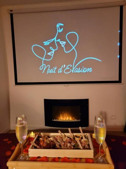 Nuit D'Evasion Love Room Avec Baignoire Balneotherapie Toulon Buitenkant foto