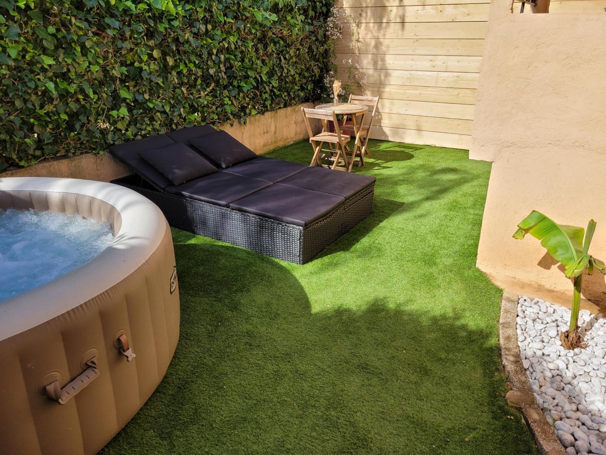 Nuit D'Evasion Love Room Avec Baignoire Balneotherapie Toulon Buitenkant foto