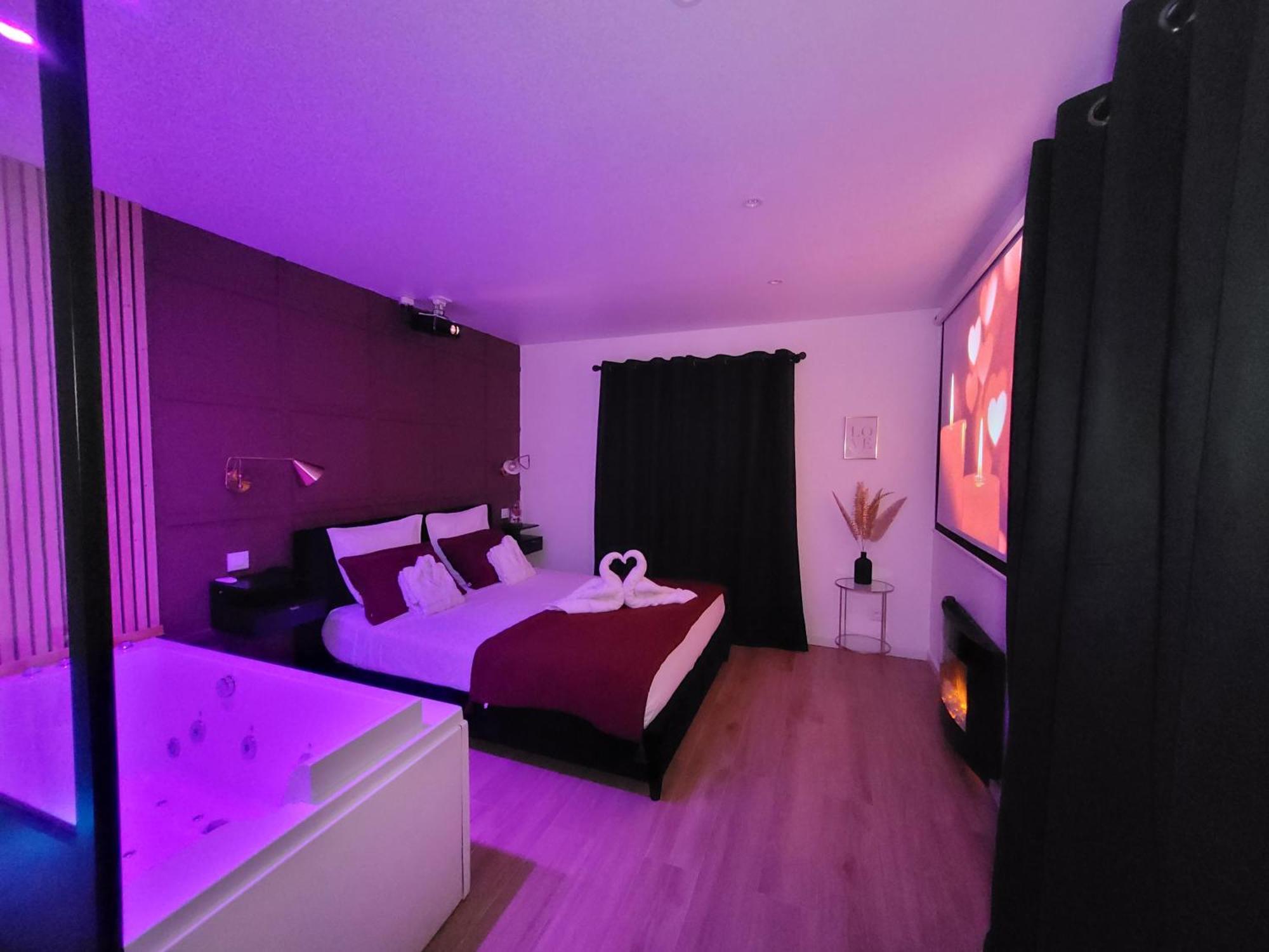 Nuit D'Evasion Love Room Avec Baignoire Balneotherapie Toulon Buitenkant foto